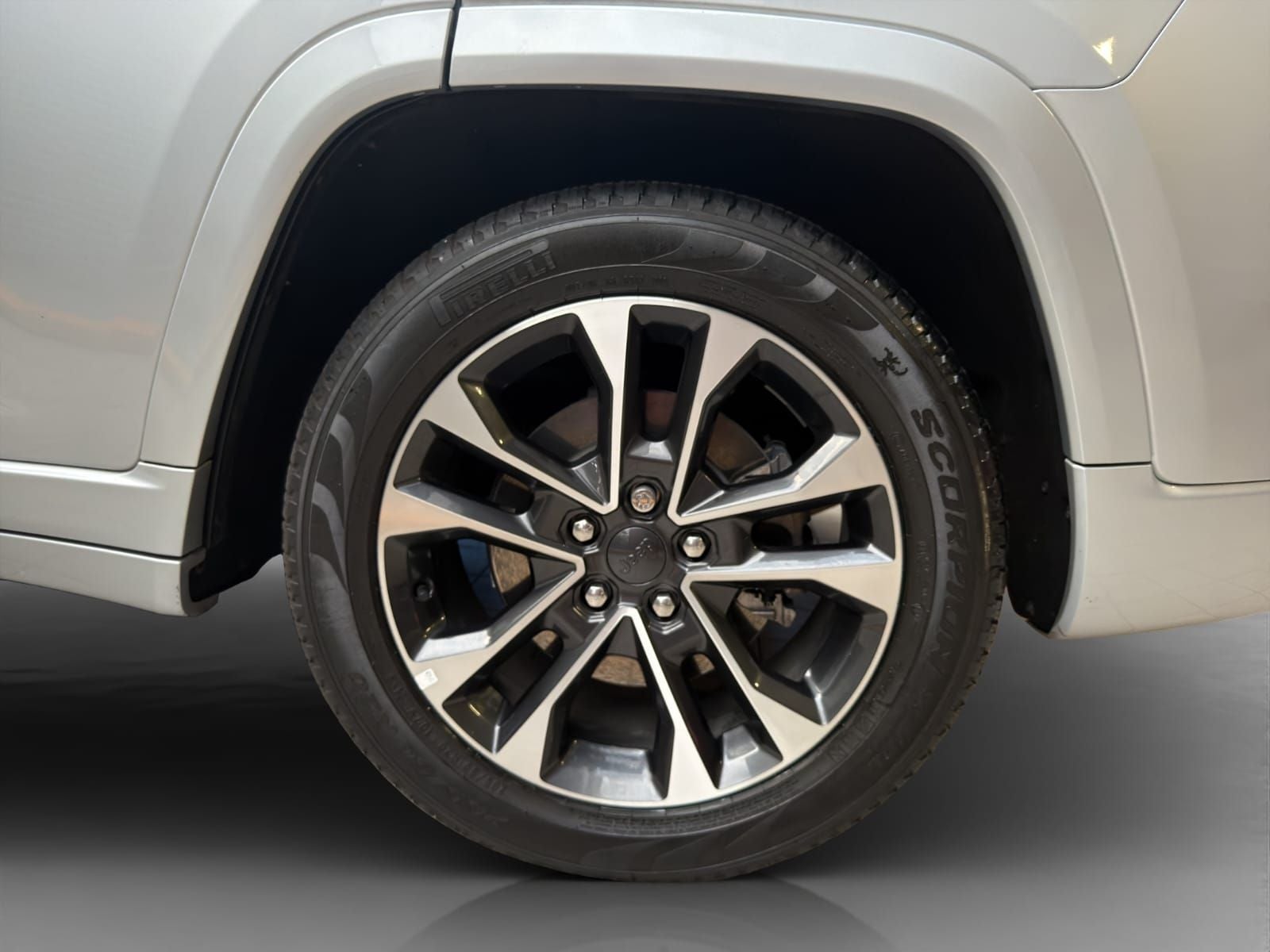 2023 Jeep GRAND CHEROKEE 5 PTS OVERLAND 57L TA PIEL QCP RA-20 4X4
