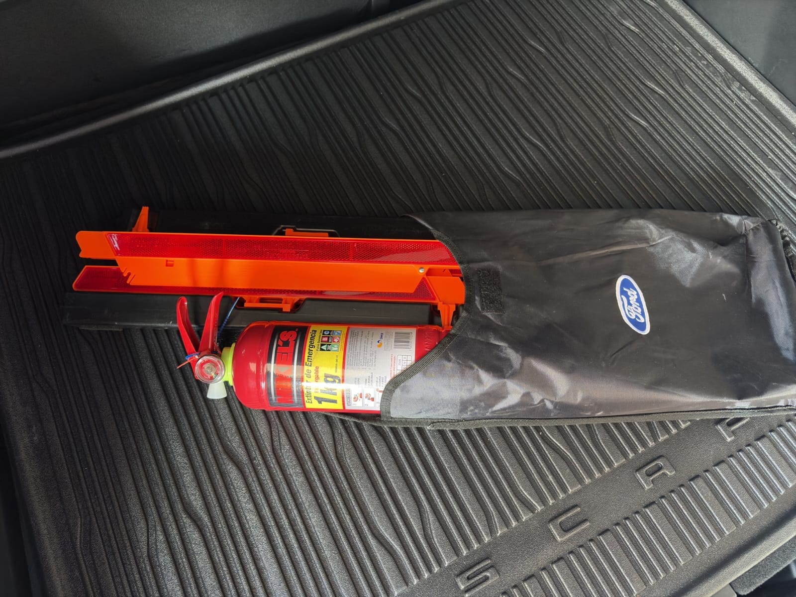 2024 Ford ESCAPE 5P ST LINE SELECT HEV L42.5 AUT