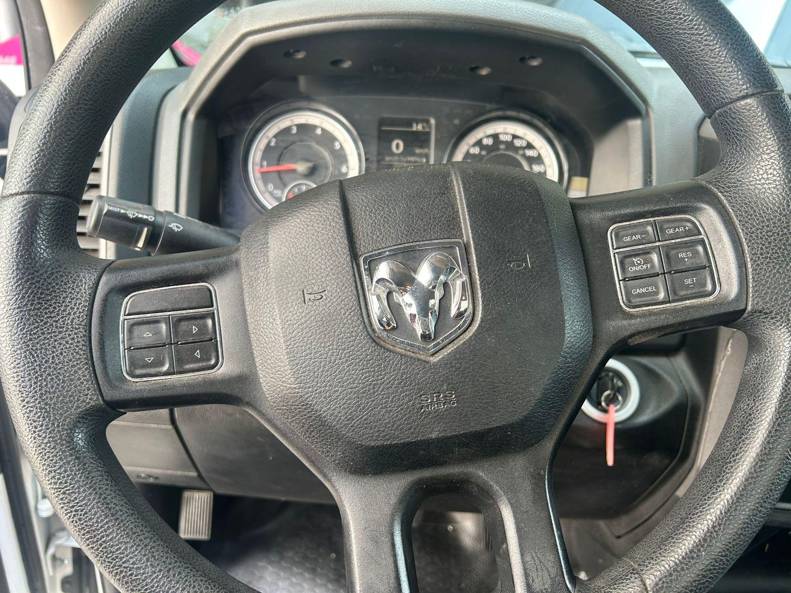 2020 RAM 1500 4 PTS CREW CAB SLT V6 36L TA 4X4