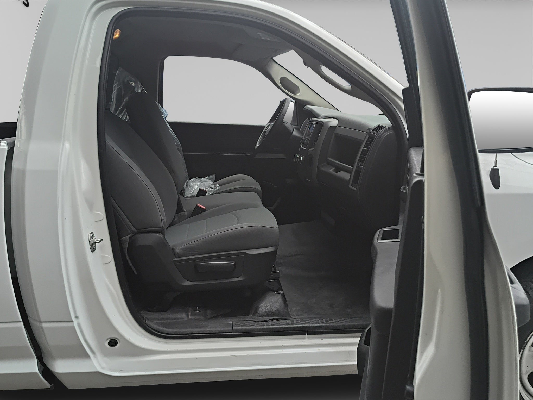 2020 RAM 1500 4 PTS CREW CAB SLT V6 36L TA 4X4