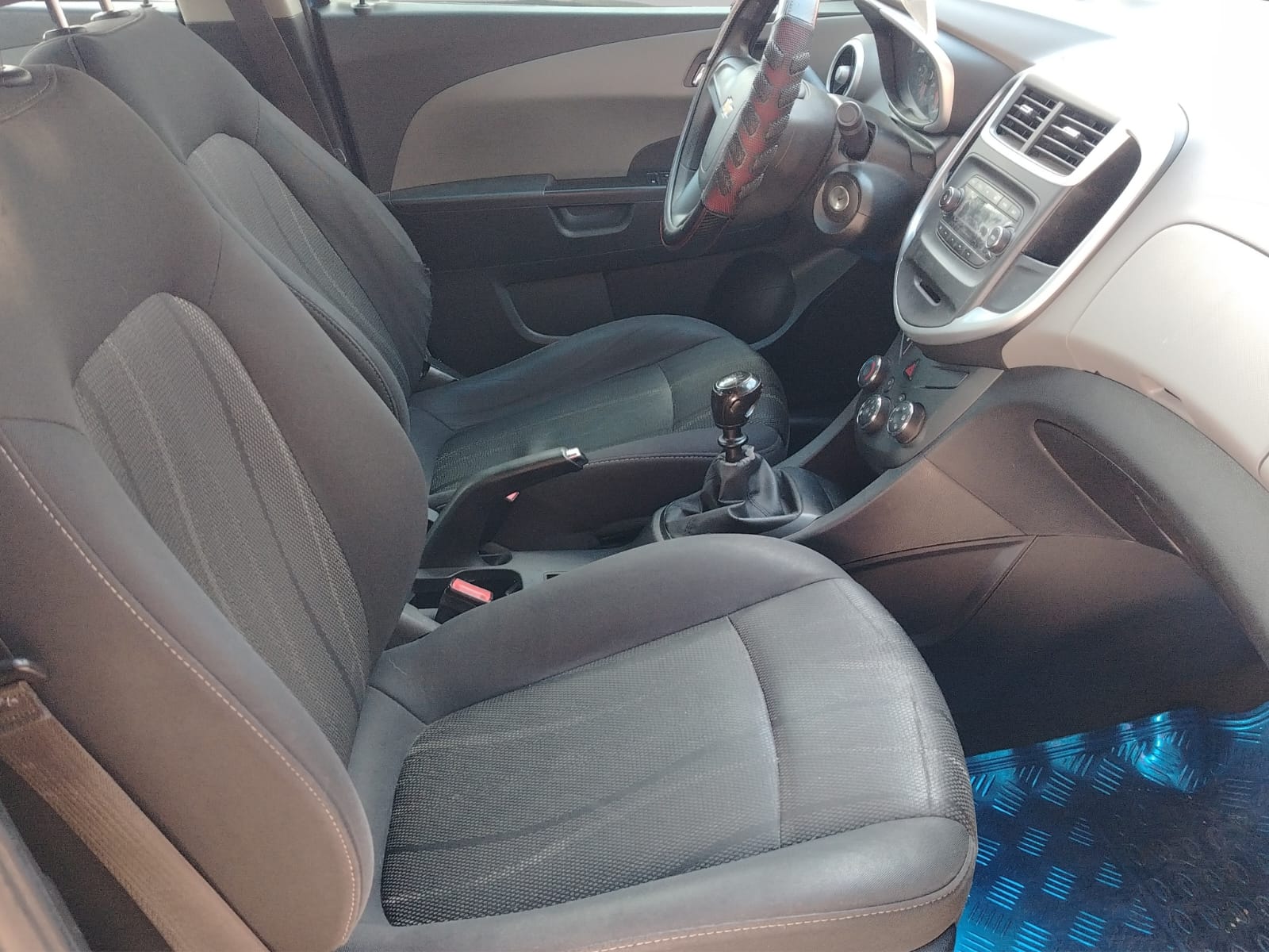 2017 Chevrolet SONIC 4 PTS LT TM5 AAC VE BA RA-15