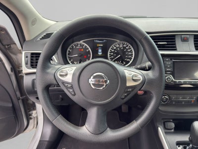 2019 Nissan SENTRA 4 PTS ADVANCE AAC F NIEBLA RA-16CVT