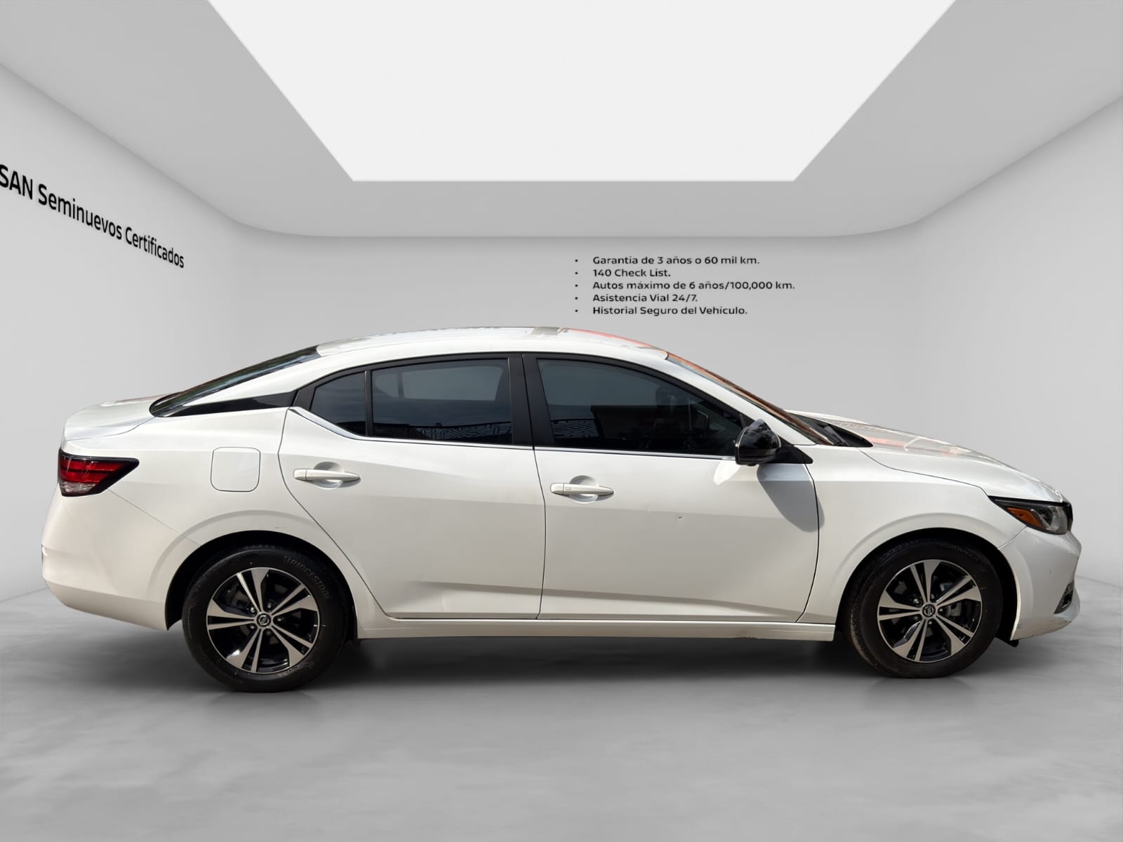 2022 Nissan SENTRA 4 PTS ADVANCE TA AAC F NIEBLA RA-16