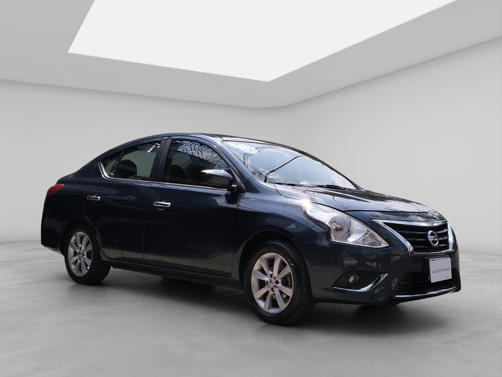 2017 Nissan VERSA 4 PTS ADVANCE TA AAC VE F NIEBLA RA-15