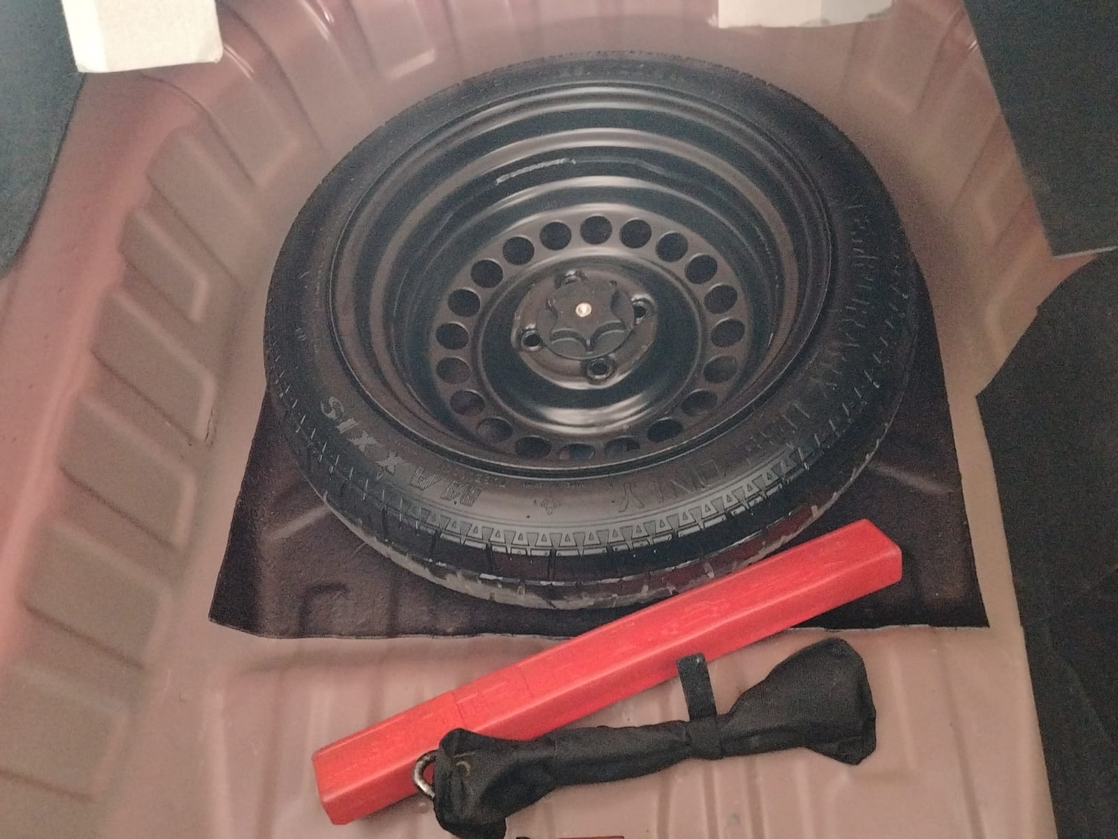 2024 Nissan VERSA 4P EXCLUSIVE L41.6 AUT