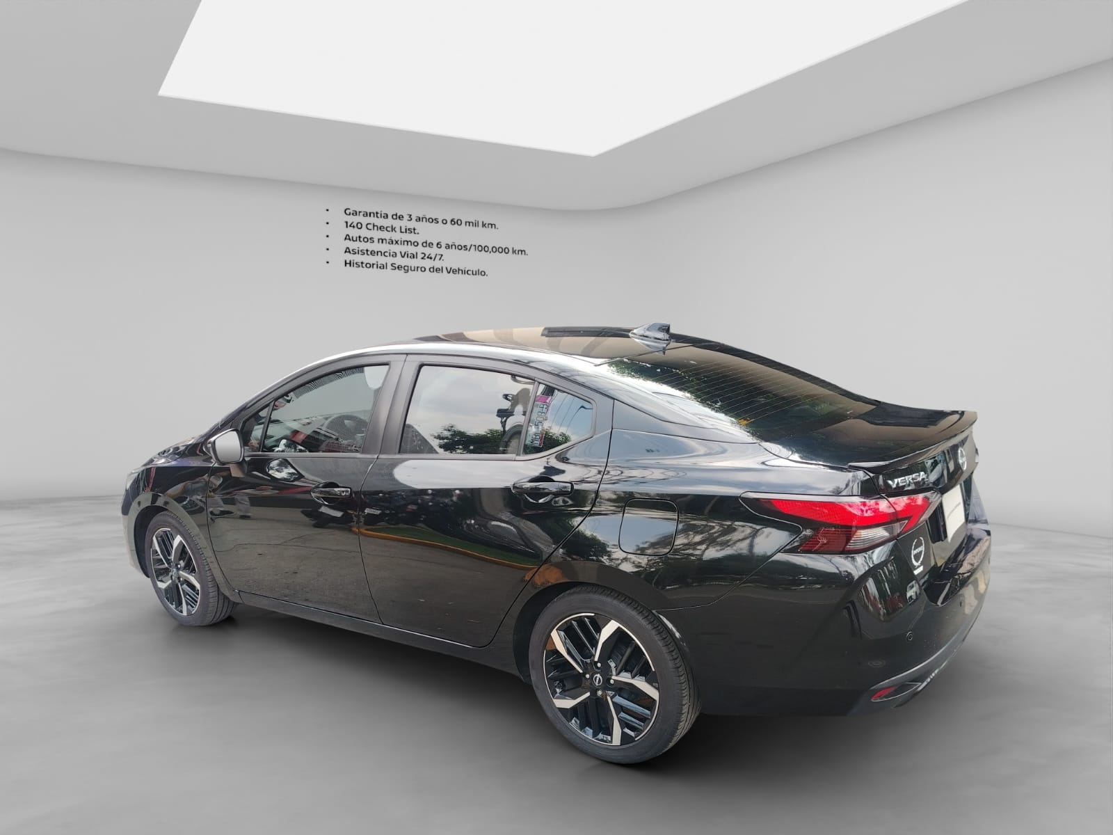 2024 Nissan VERSA 4P SR L41.6 AUT