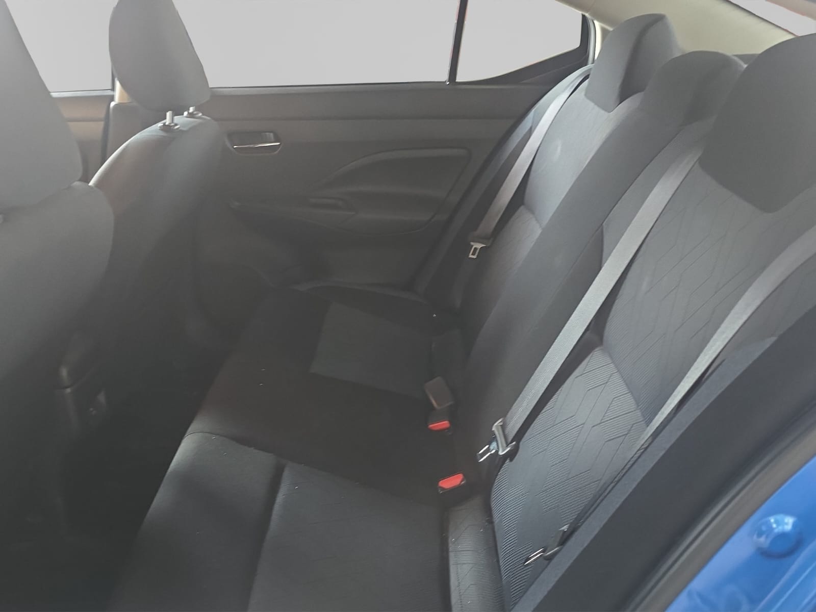 2024 Nissan VERSA 4P ADVANCE L41.6 AUT
