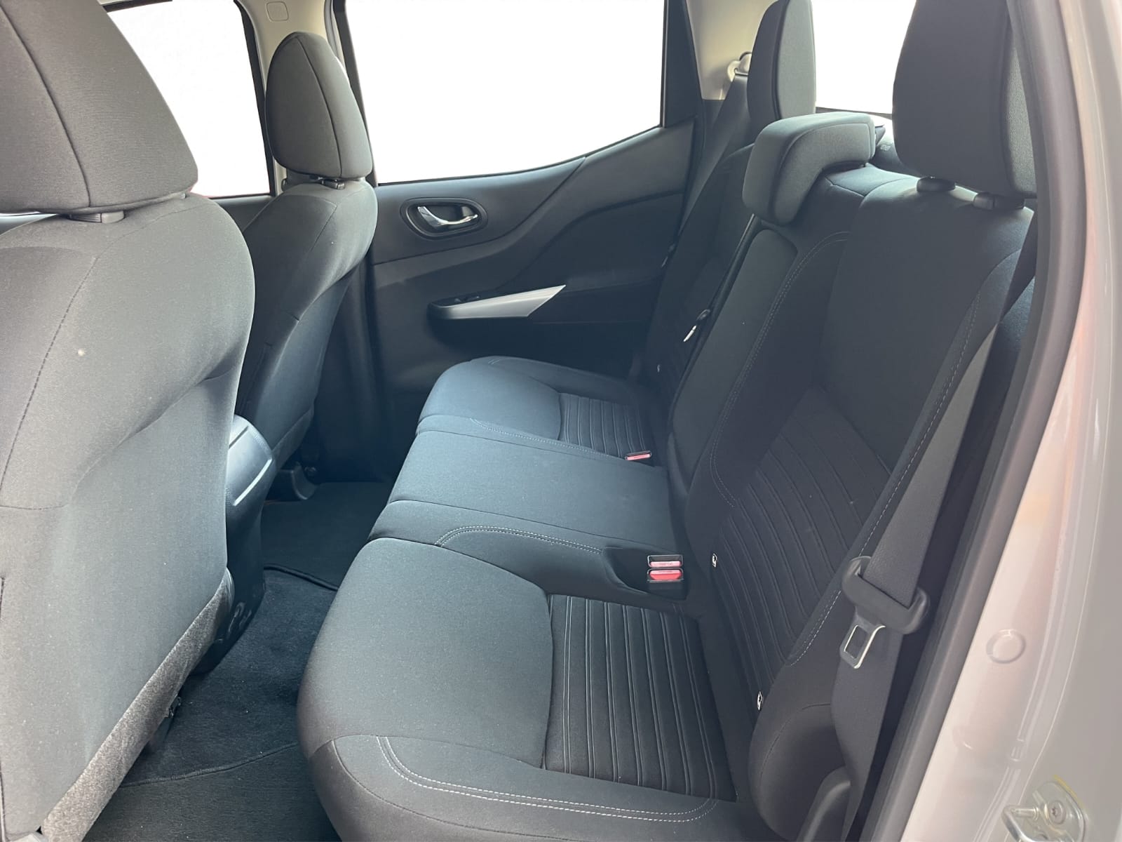 2023 Nissan FRONTIER 4P LE L42.5 AUT