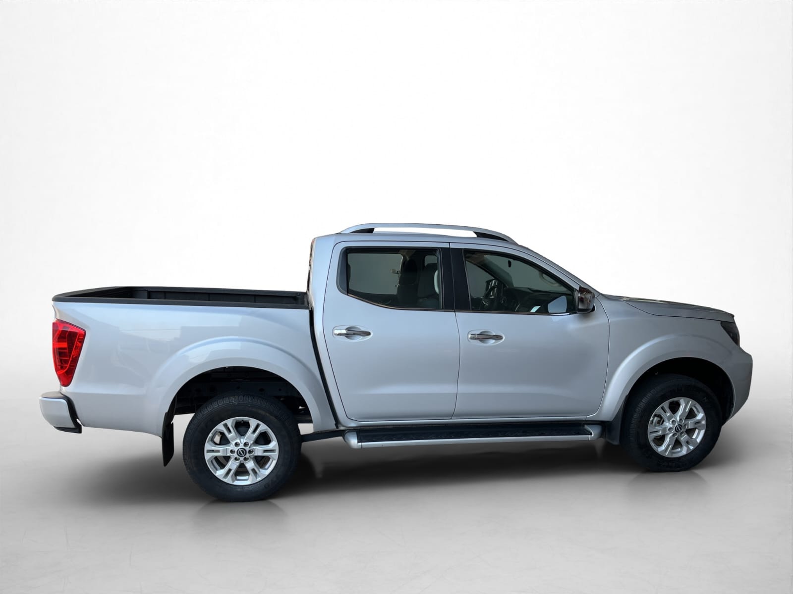 2023 Nissan FRONTIER 4P LE L42.5 AUT