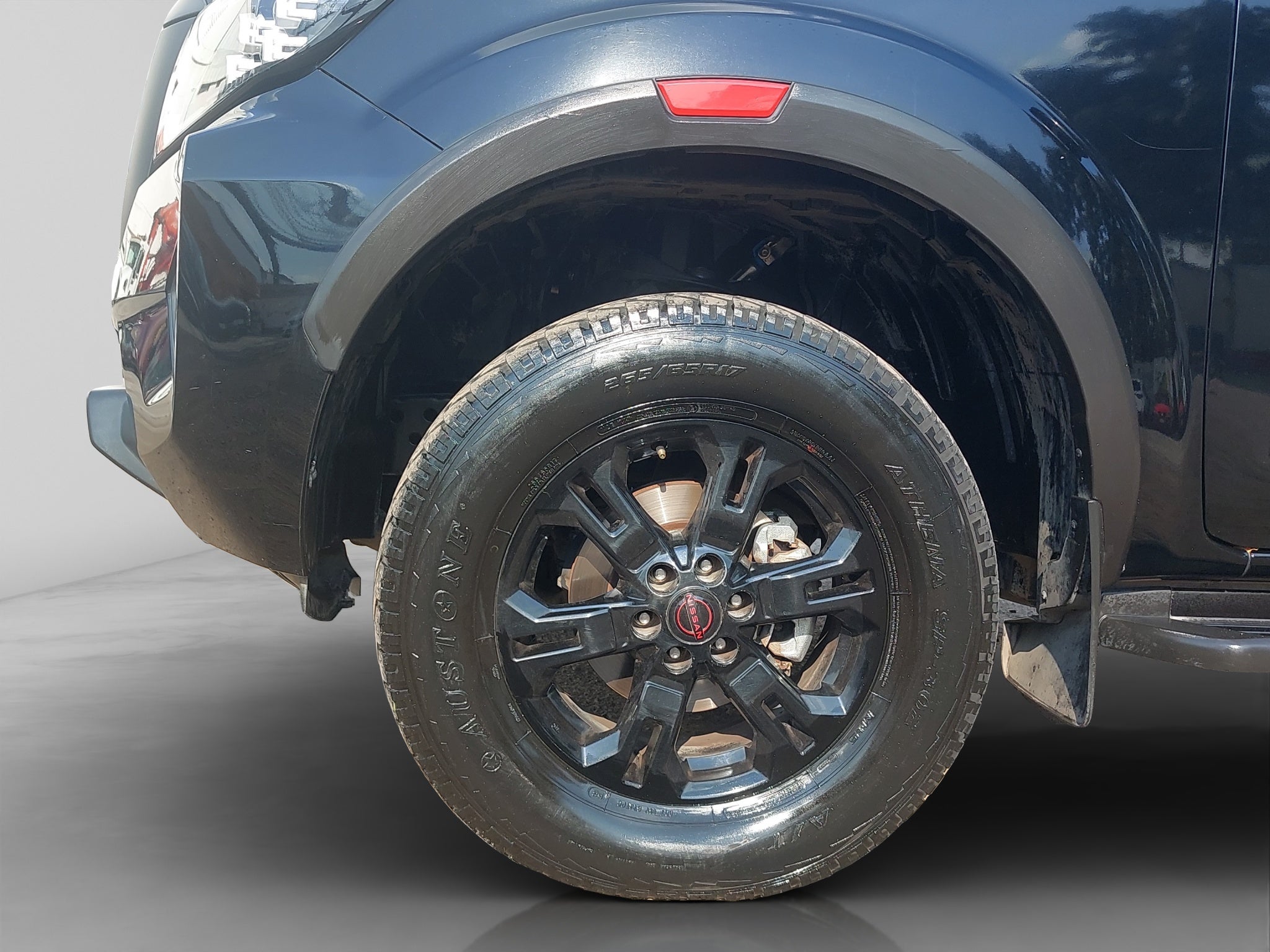 2023 Nissan FRONTIER 4P PRO-4X L42.5 AUT 4X4
