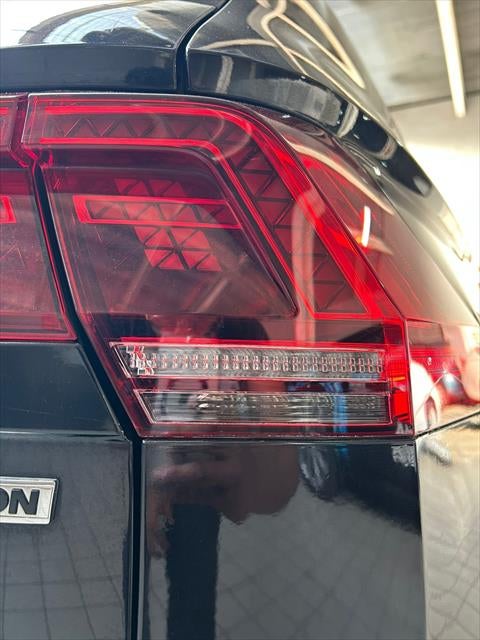 2020 Volkswagen TIGUAN 5 PTS HIGHLINE 20T DSG PIEL F LED RA-19 4X4