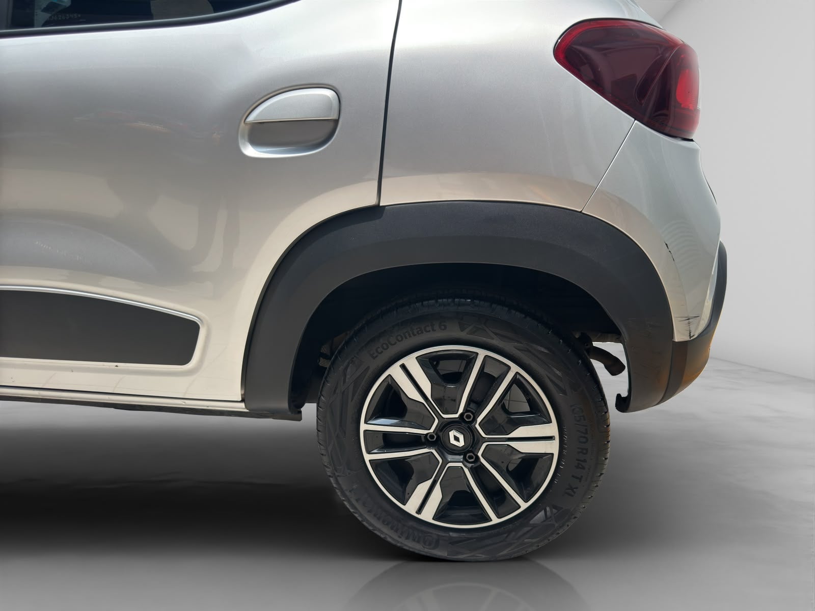 2024 RENAULT KWID 5P ICONIC L31.0 MAN