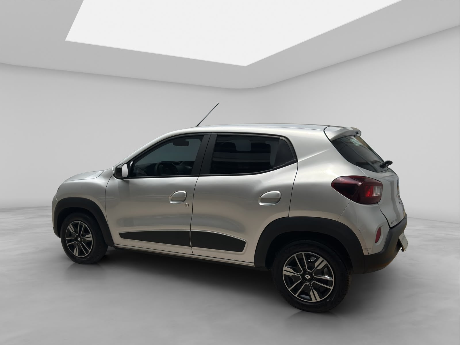 2024 RENAULT KWID 5P ICONIC L31.0 MAN