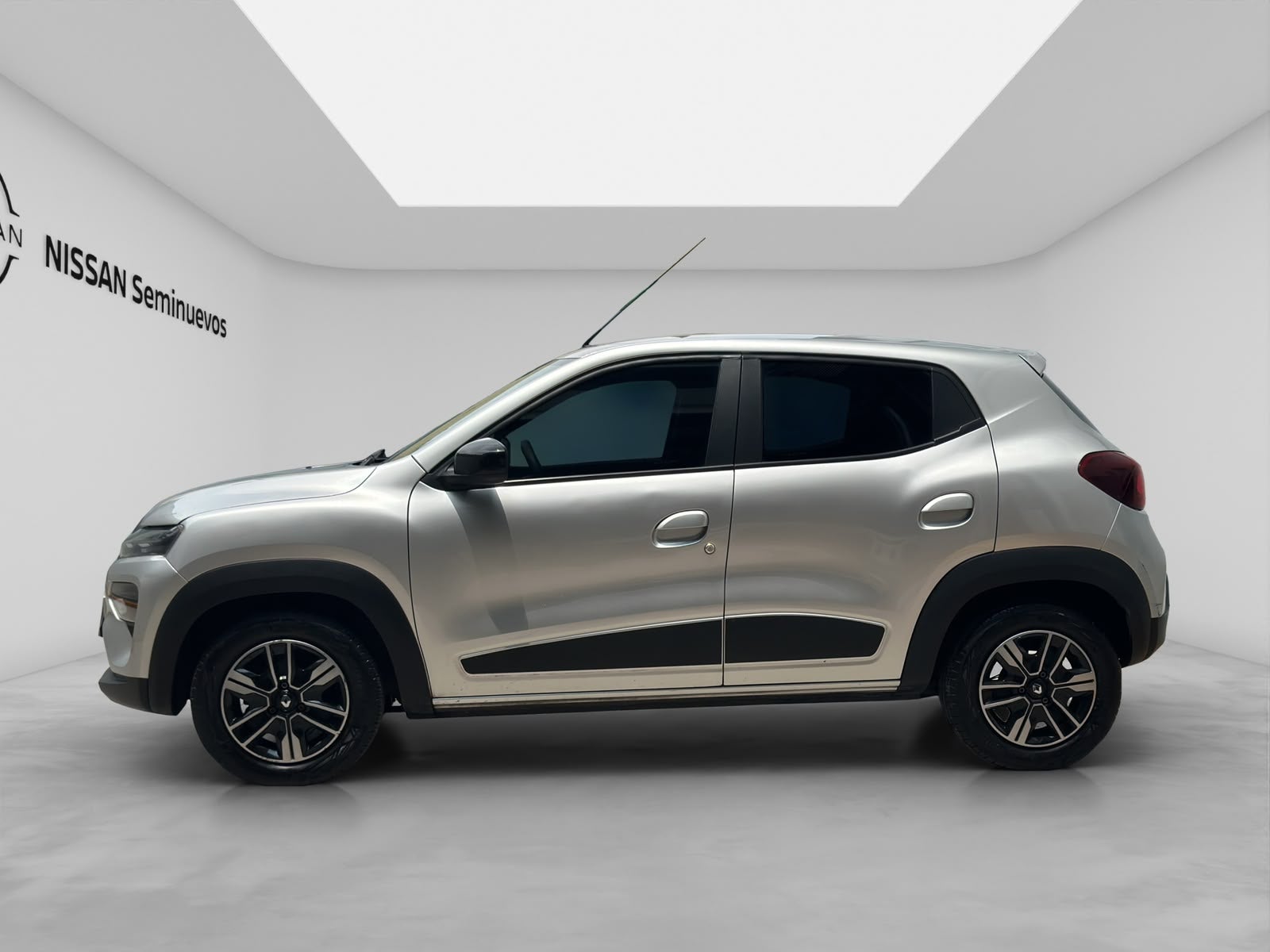 2024 RENAULT KWID 5P ICONIC L31.0 MAN