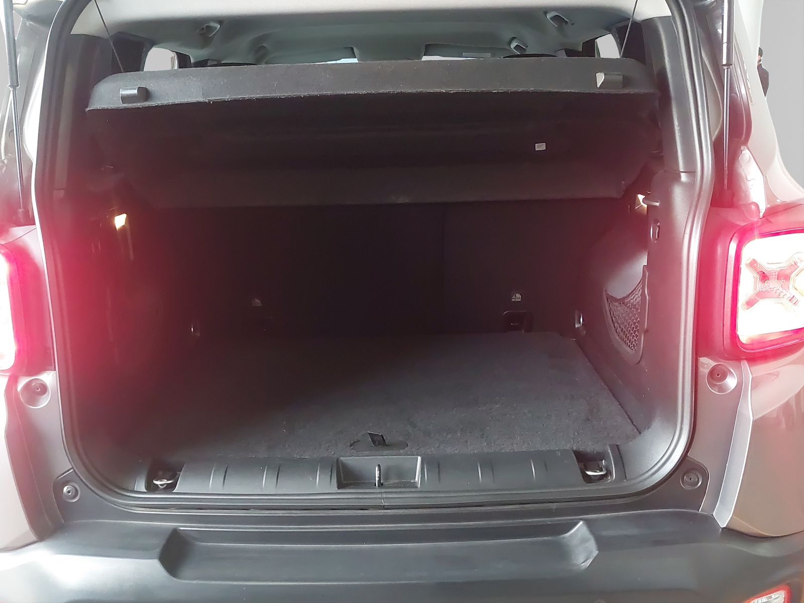 2022 Jeep RENEGADE 5 PTS LATITUDE 18L TA BA AAC AUT PIEL VE RA-18