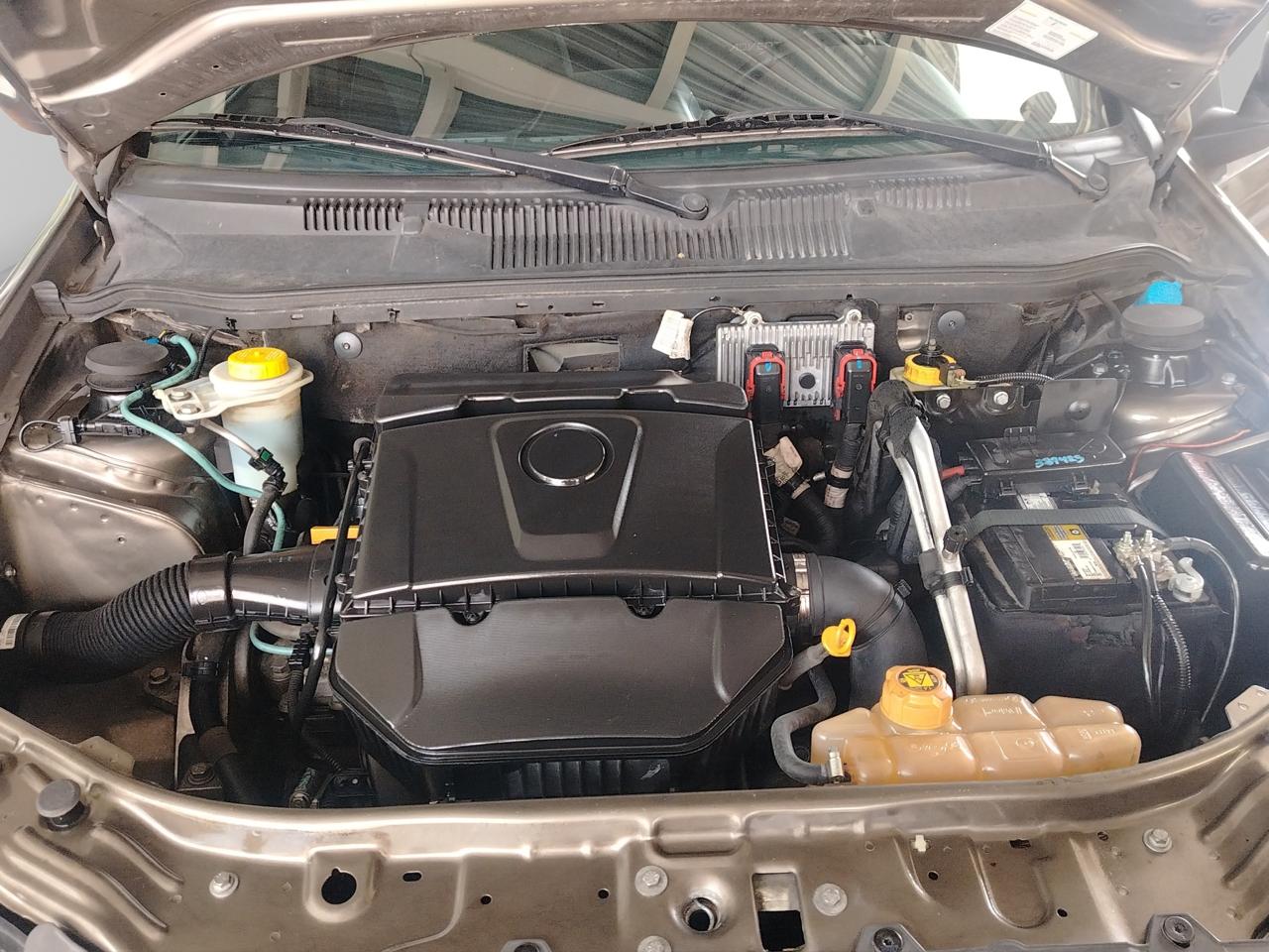 2016 Chrysler 200 4 PTS C 24L TA PIEL GPS RA-19