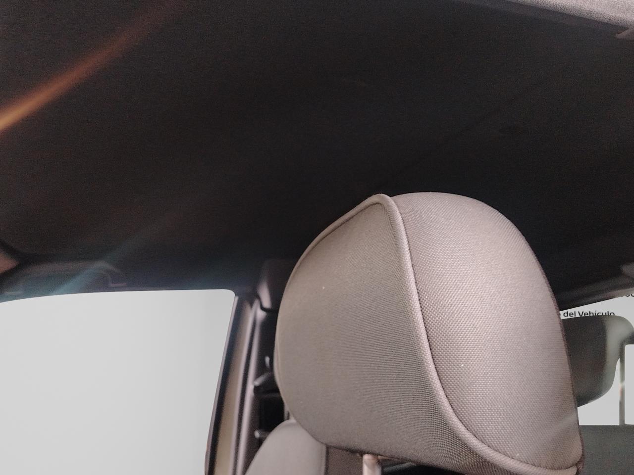 2016 Chrysler 200 4 PTS C 24L TA PIEL GPS RA-19