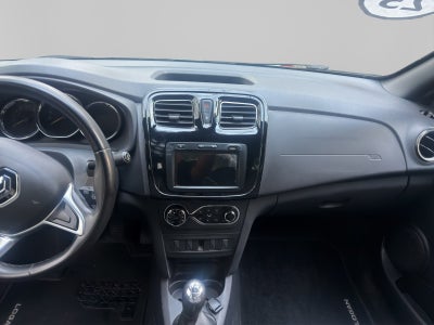 2023 RENAULT LOGAN 4 PTS INTENS 16L TA RA-16