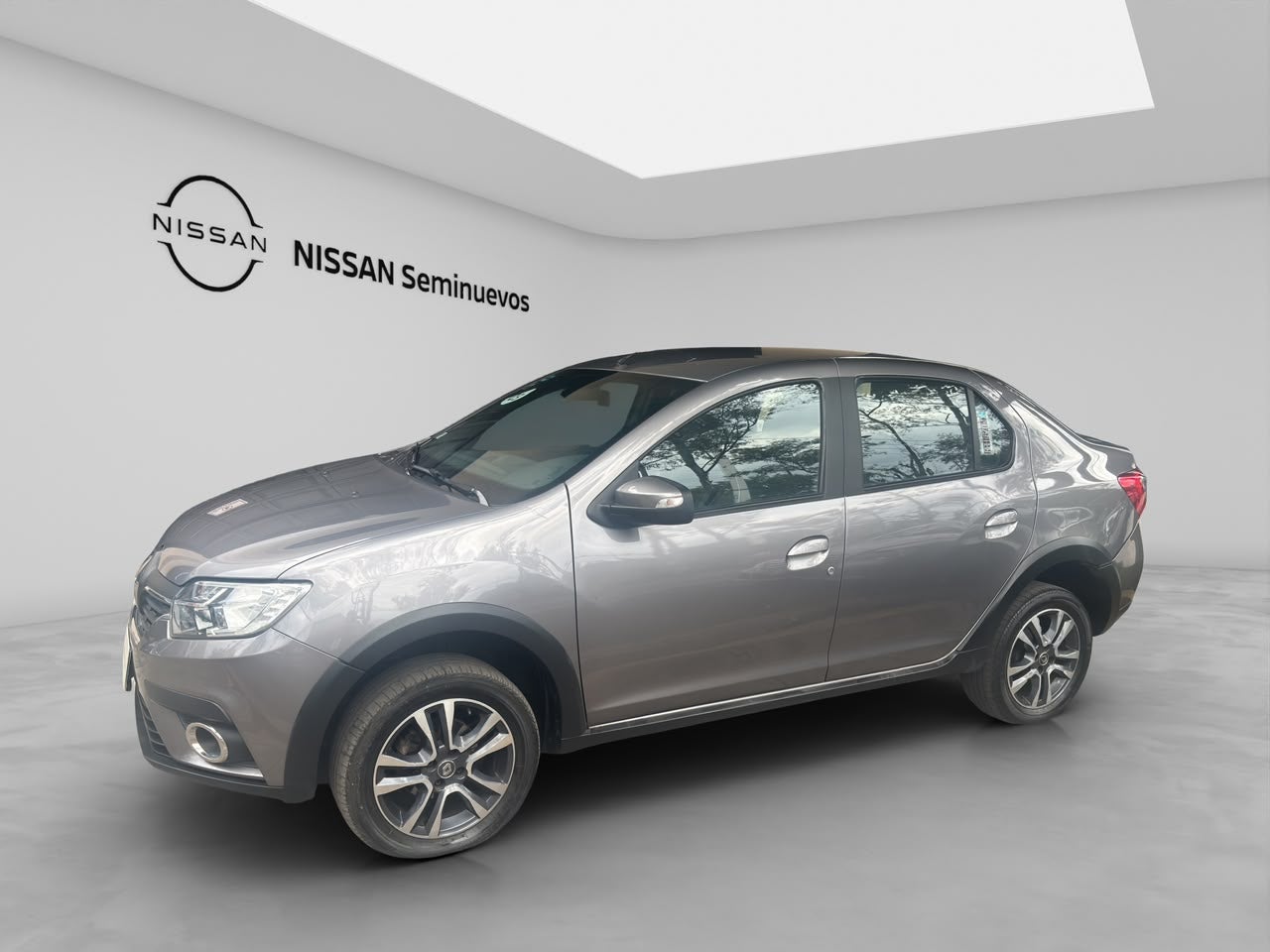 2023 RENAULT LOGAN 4 PTS INTENS 16L TA RA-16