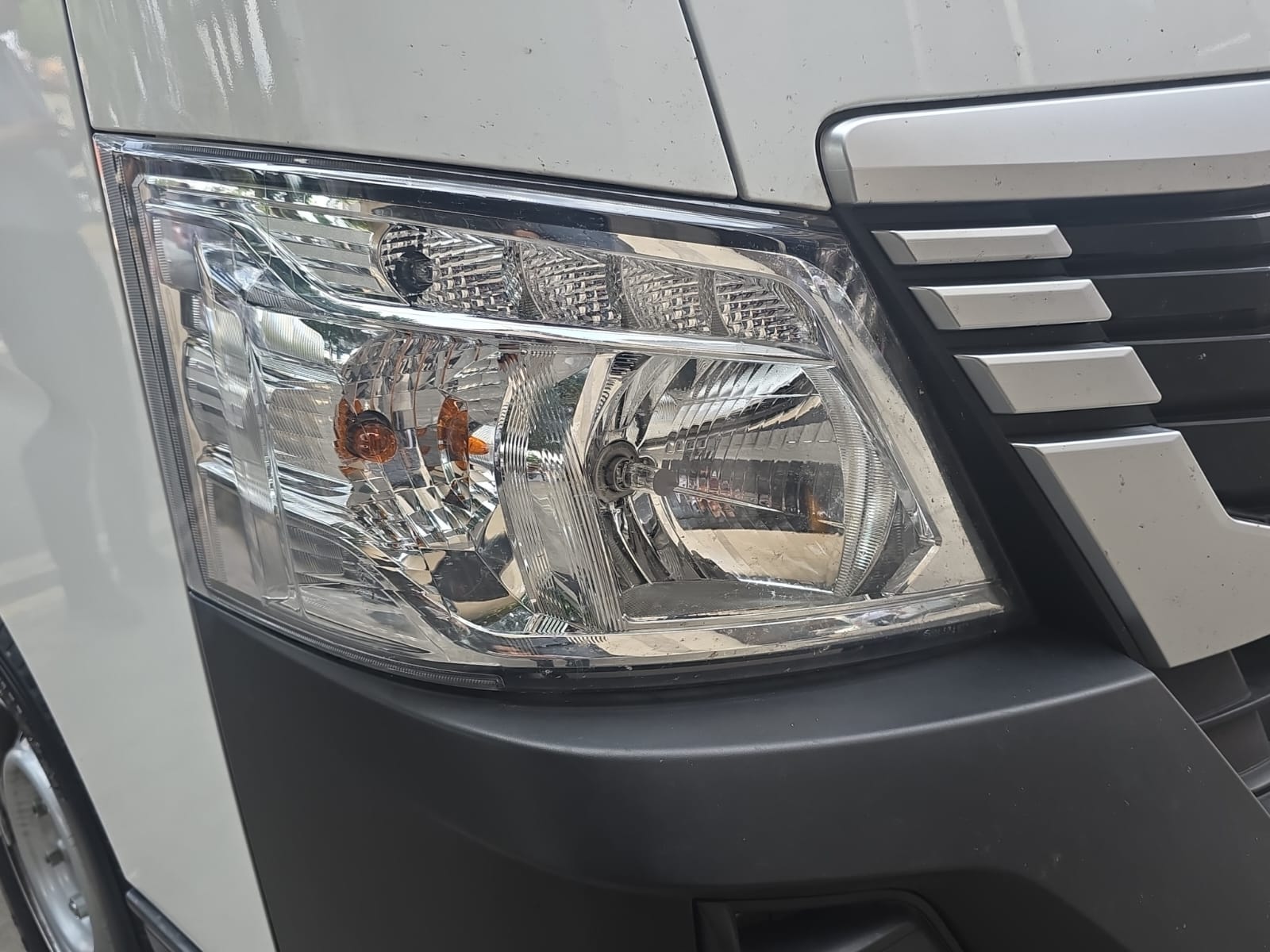 2024 Nissan URVAN 4P AMPLIA L42.5 MAN