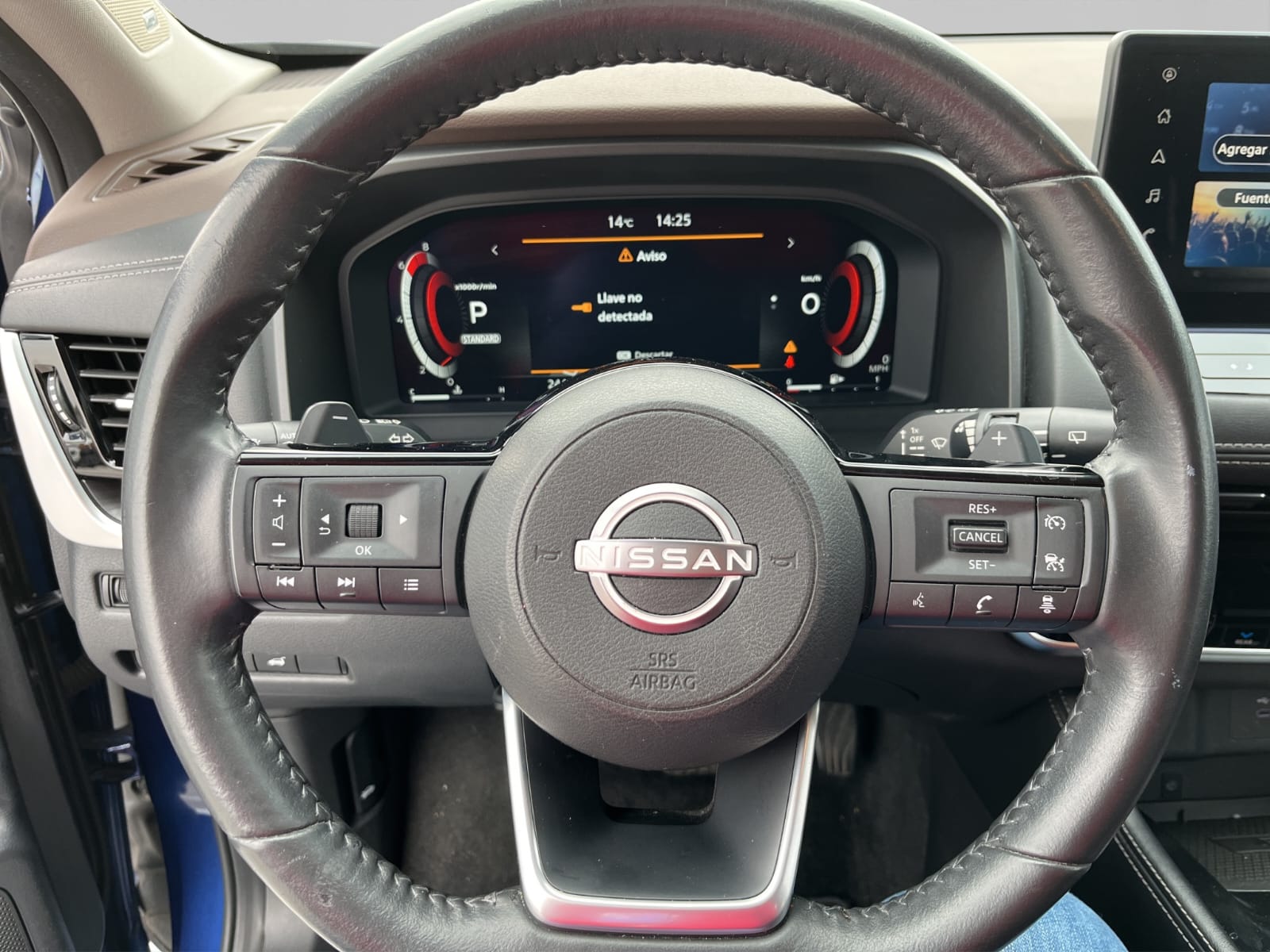 2023 Nissan X-TRAIL PLATINUM 2 FILAS