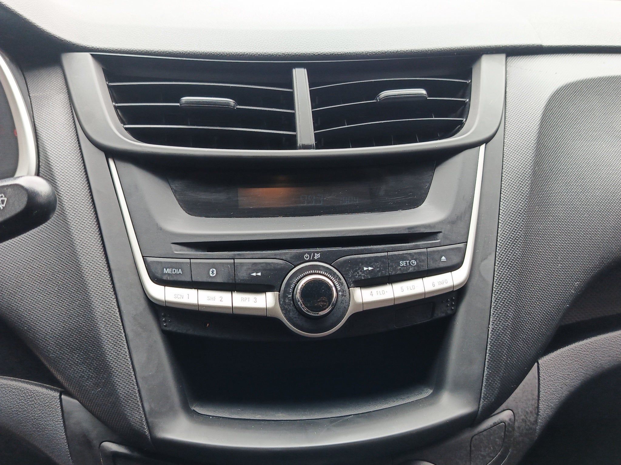 2020 Chevrolet AVEO 4 PTS LS TA AAC R-14