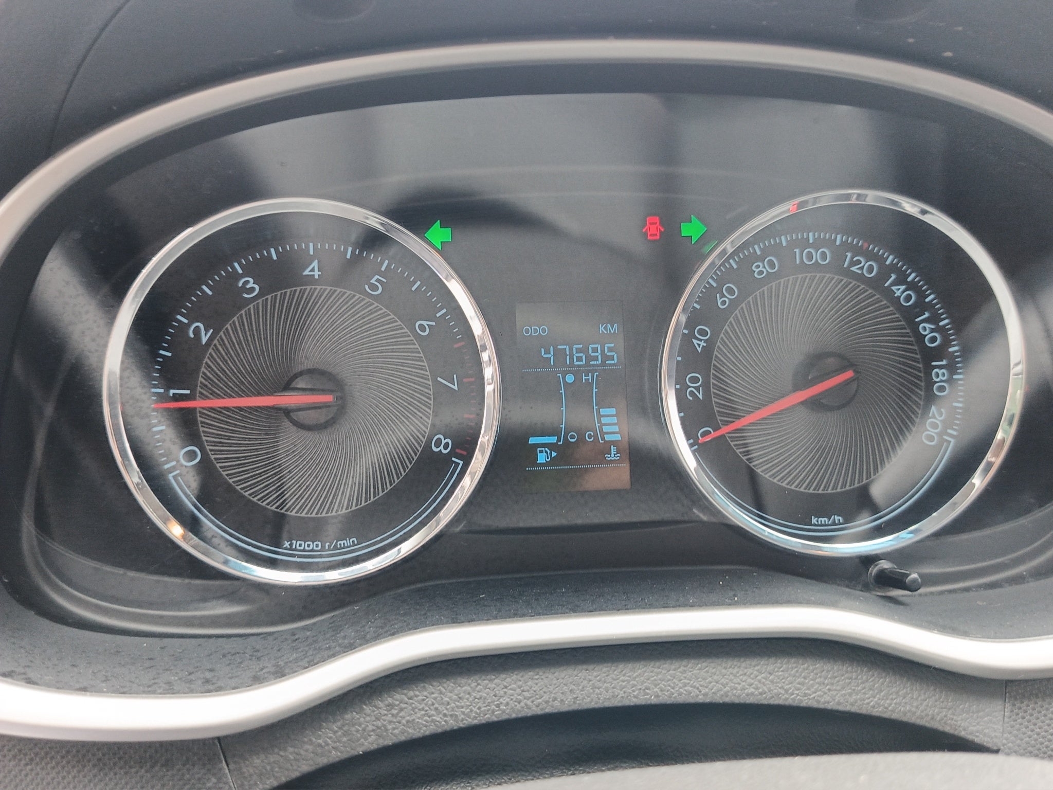 2020 Chevrolet AVEO 4 PTS LS TA AAC R-14