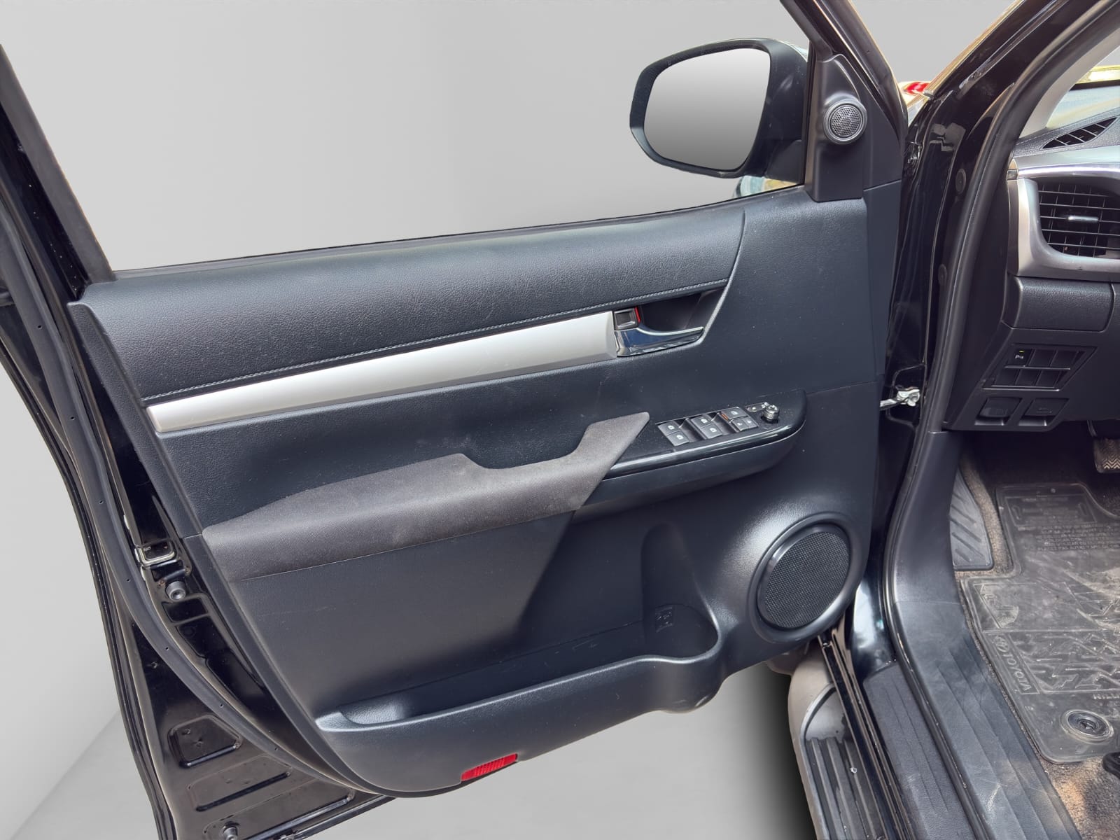 2022 Toyota HILUX 4 PTS DOBLE CAB TD TM6 AAC RA-17 4X4