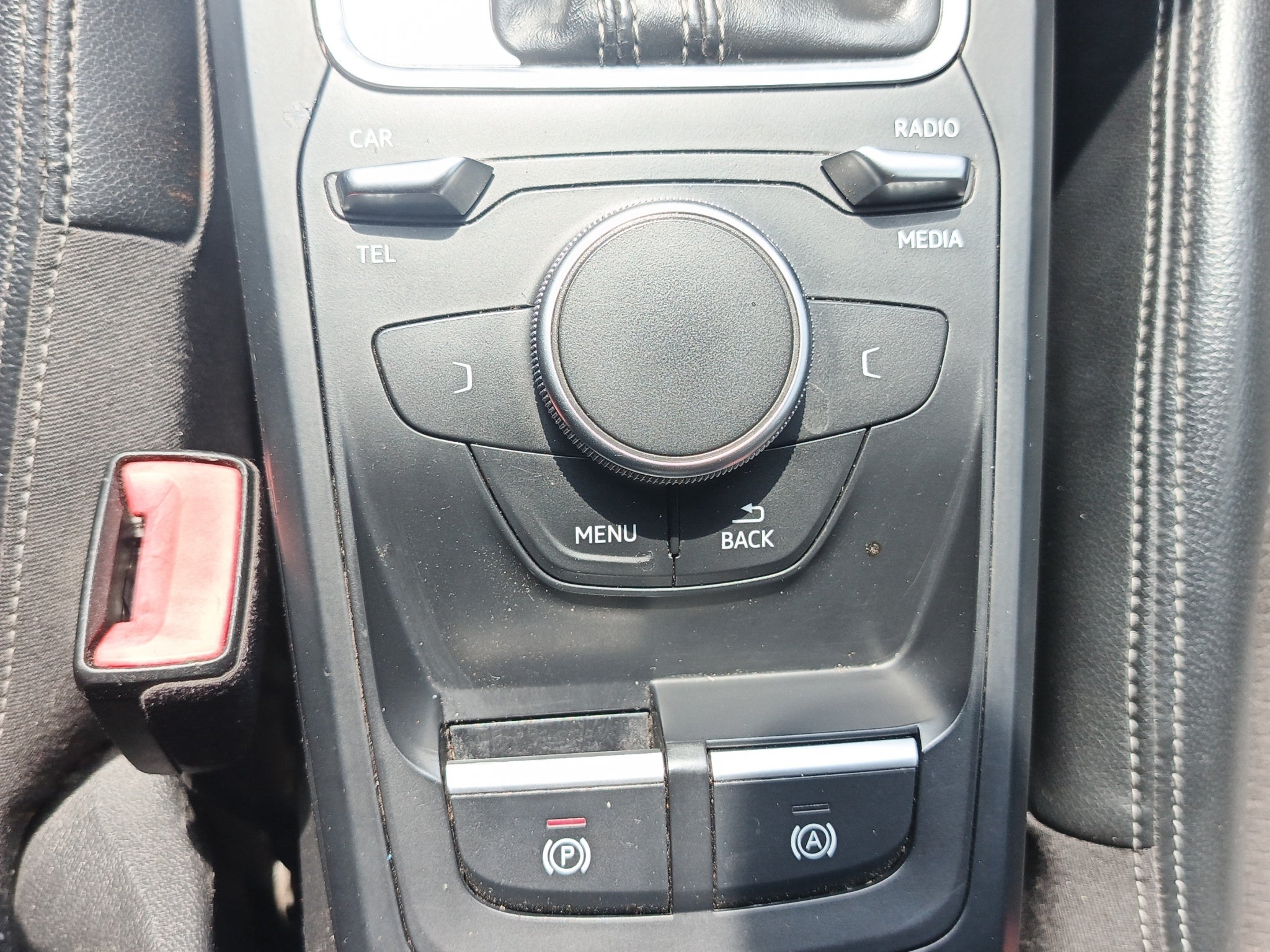 2018 Audi Q2 5 PTS S LINE 20T 190 HP S TRONIC ASTOS DEPORTIVOS F LED RA-18 QUATTRO