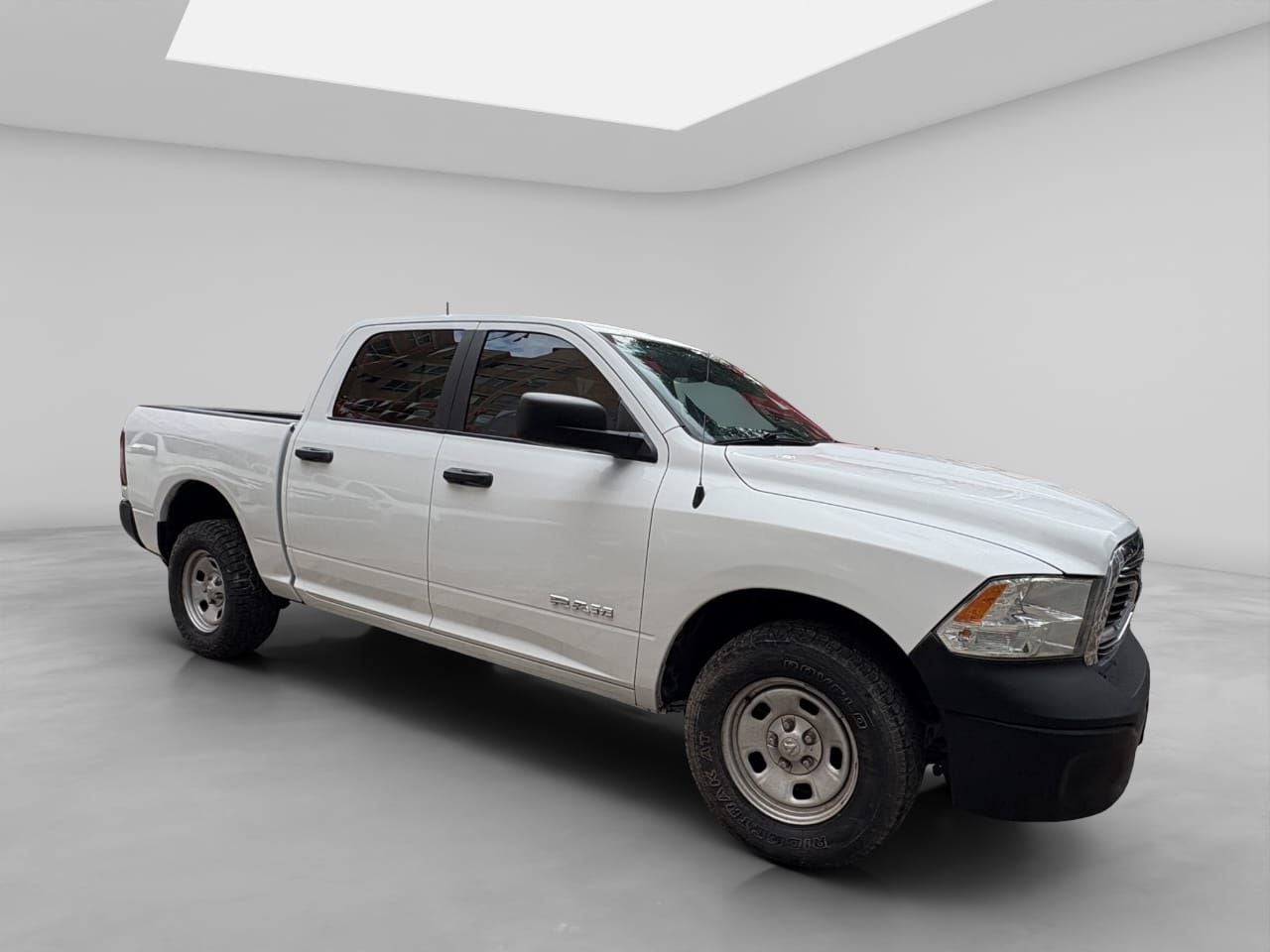 2020 RAM 1500 3.3 V6 XL Crew Cab 4x2 At