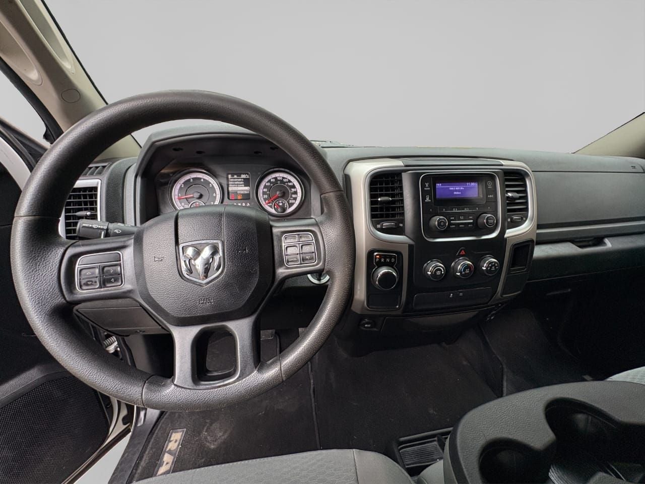 2020 RAM 1500 3.3 V6 XL Crew Cab 4x2 At