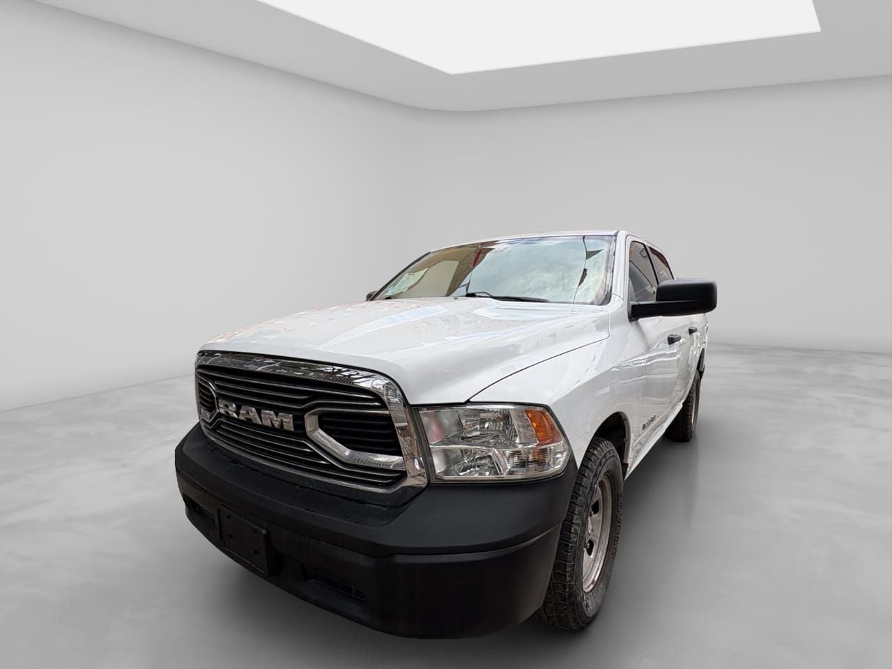 2020 RAM 1500 3.3 V6 XL Crew Cab 4x2 At