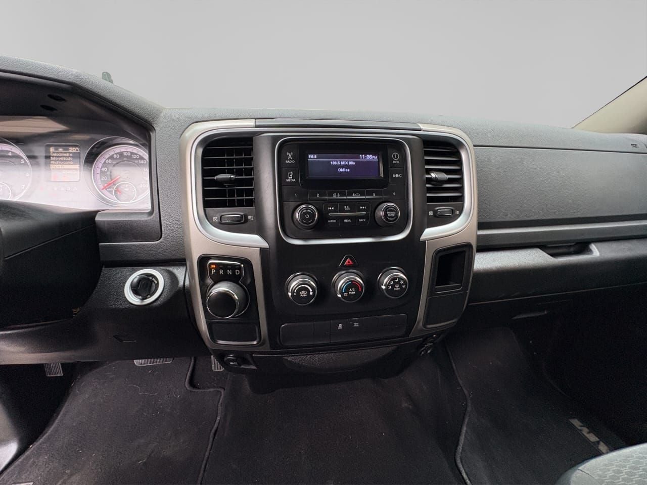 2020 RAM 1500 3.3 V6 XL Crew Cab 4x2 At