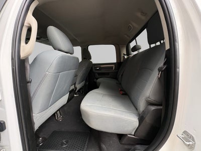 2020 RAM 1500 3.3 V6 XL Crew Cab 4x2 At