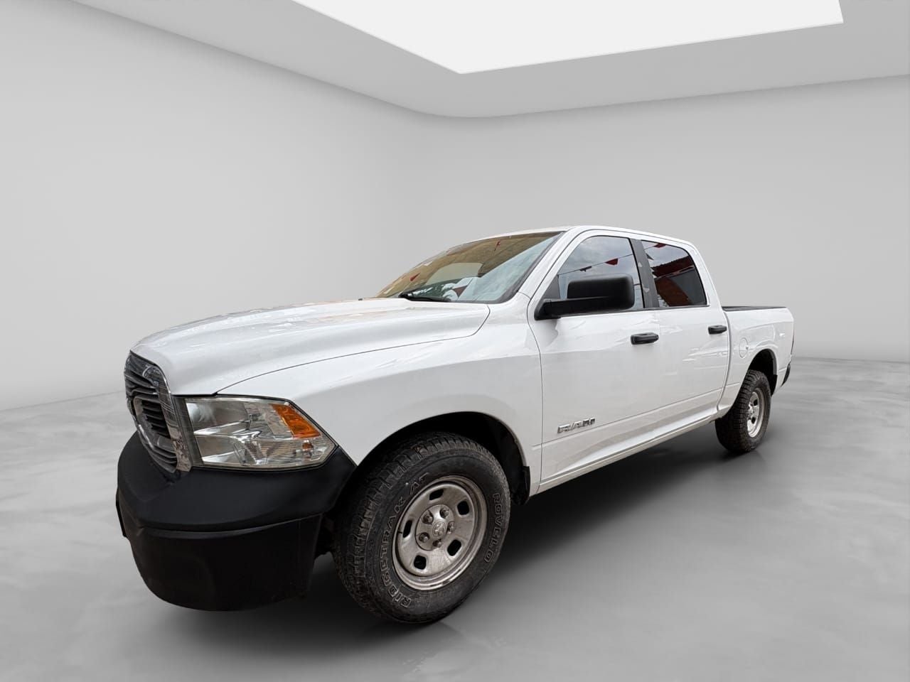 2020 RAM 1500 3.3 V6 XL Crew Cab 4x2 At
