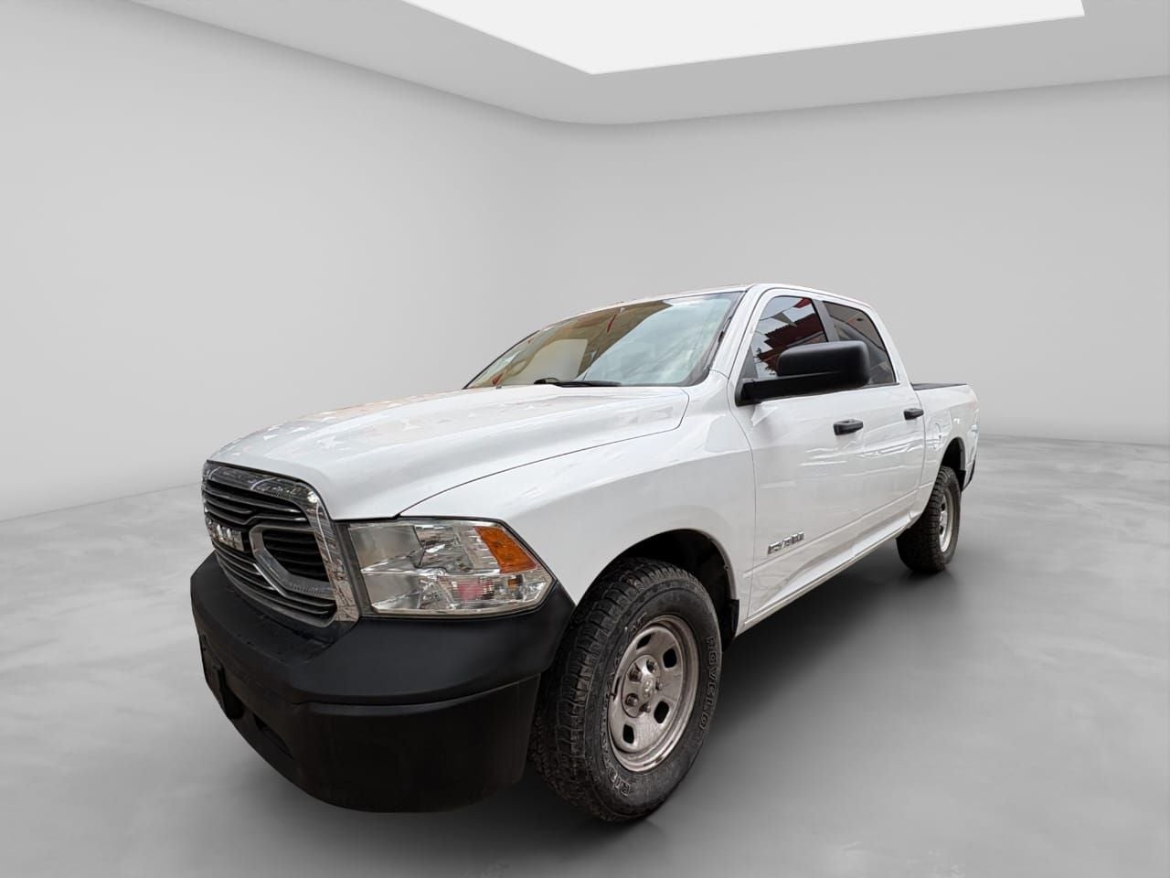 2020 RAM 1500 3.3 V6 XL Crew Cab 4x2 At