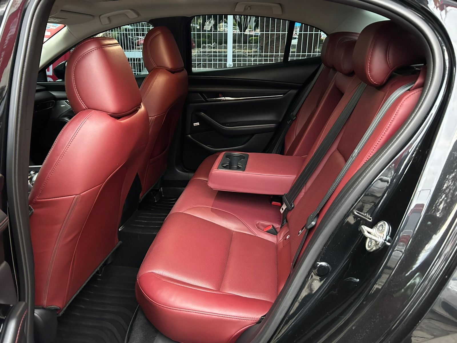 2023 Mazda Mazda 3 2.5 Sedan Carbon Edition At