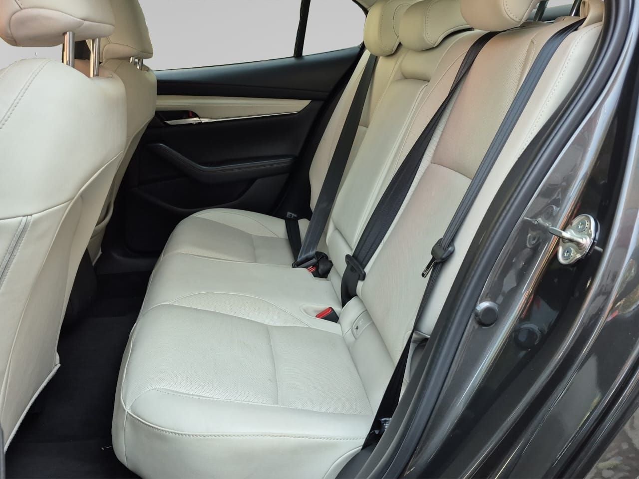 2025 Mazda Mazda 3 2.5 Signature Sedan At