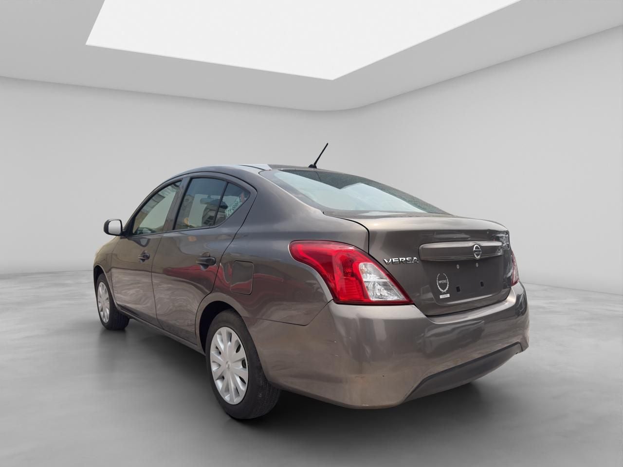 2020 Nissan V-Drive 1.6 A/C Mt