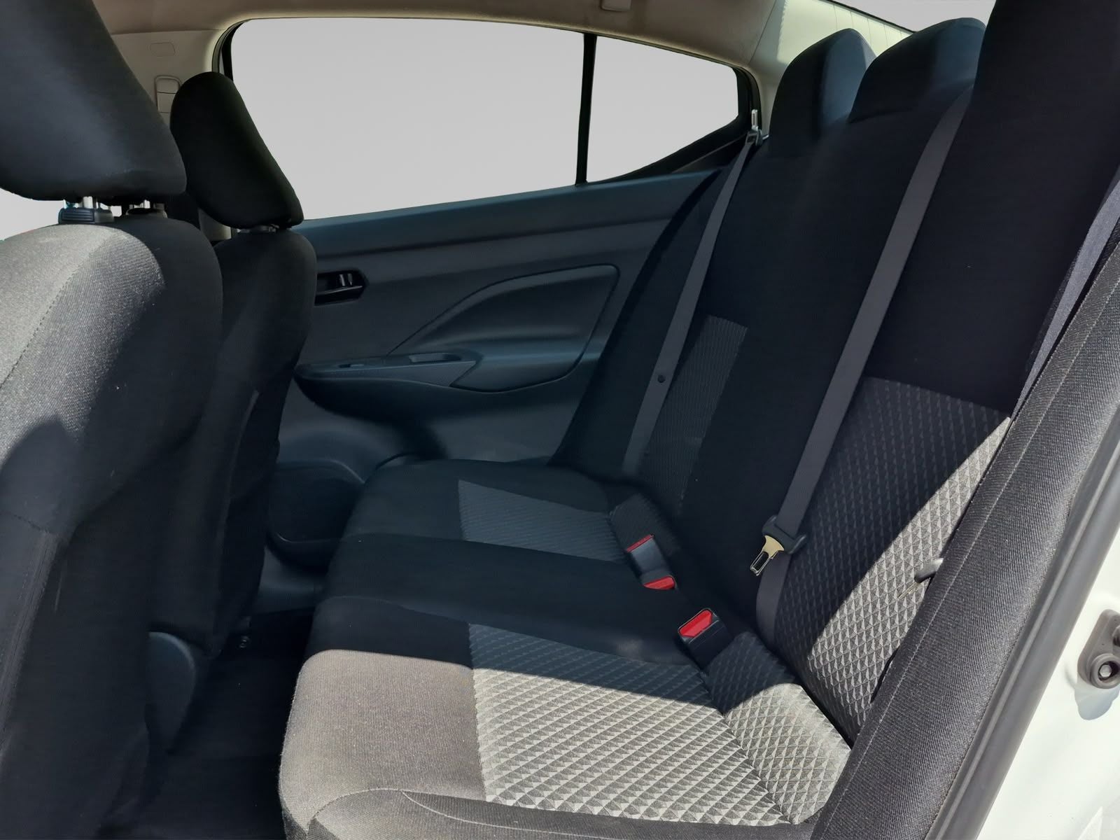 2024 Nissan Versa 1.6 Sense At