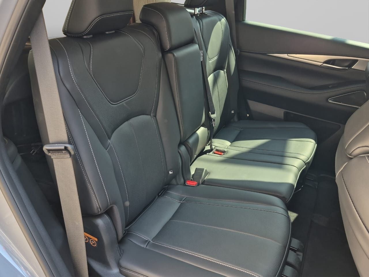 2025 INFINITI QX60 3.5 Luxe Awd At