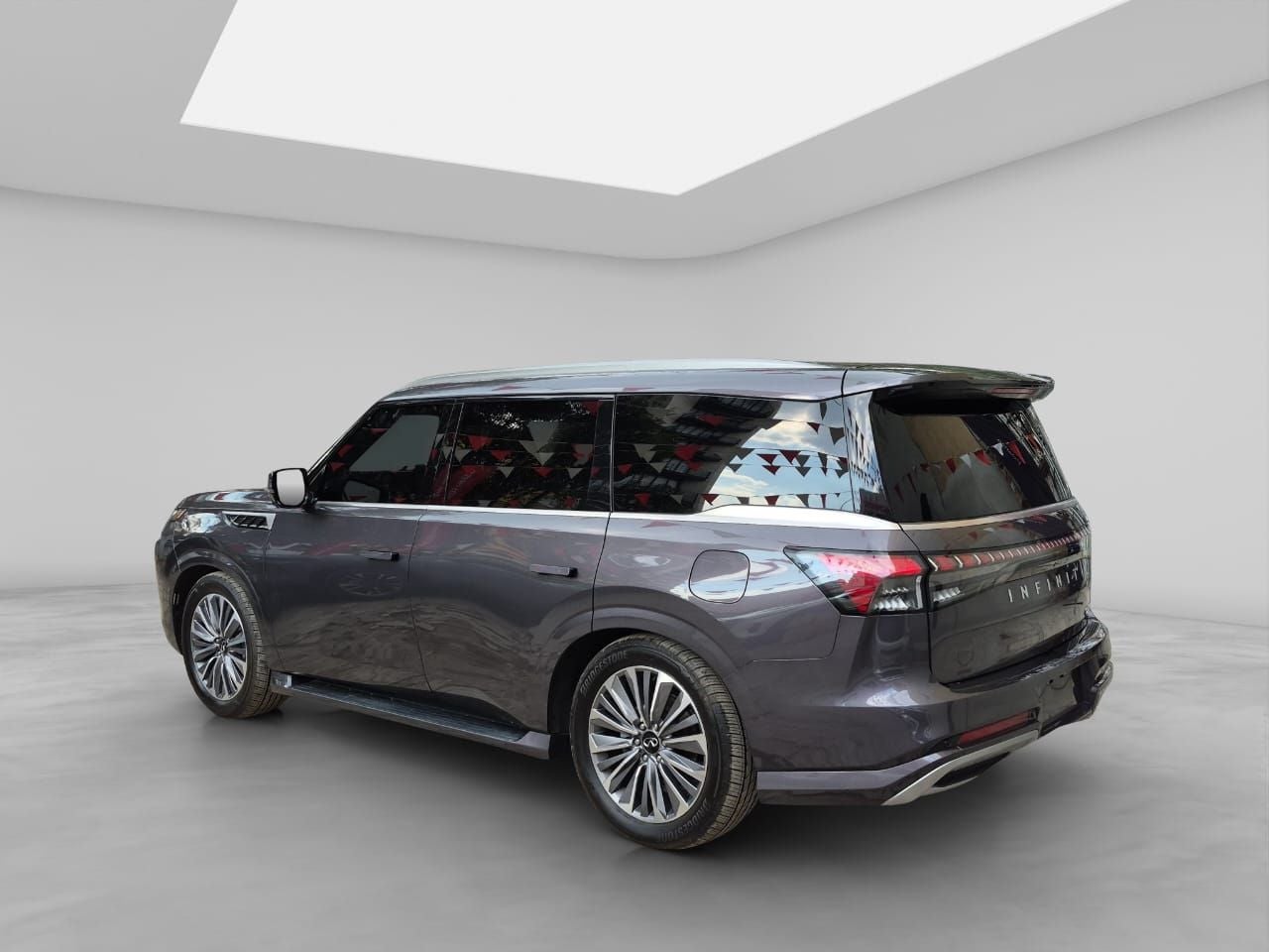 2025 INFINITI QX80 3.5 Sensory 8 pasajeros At