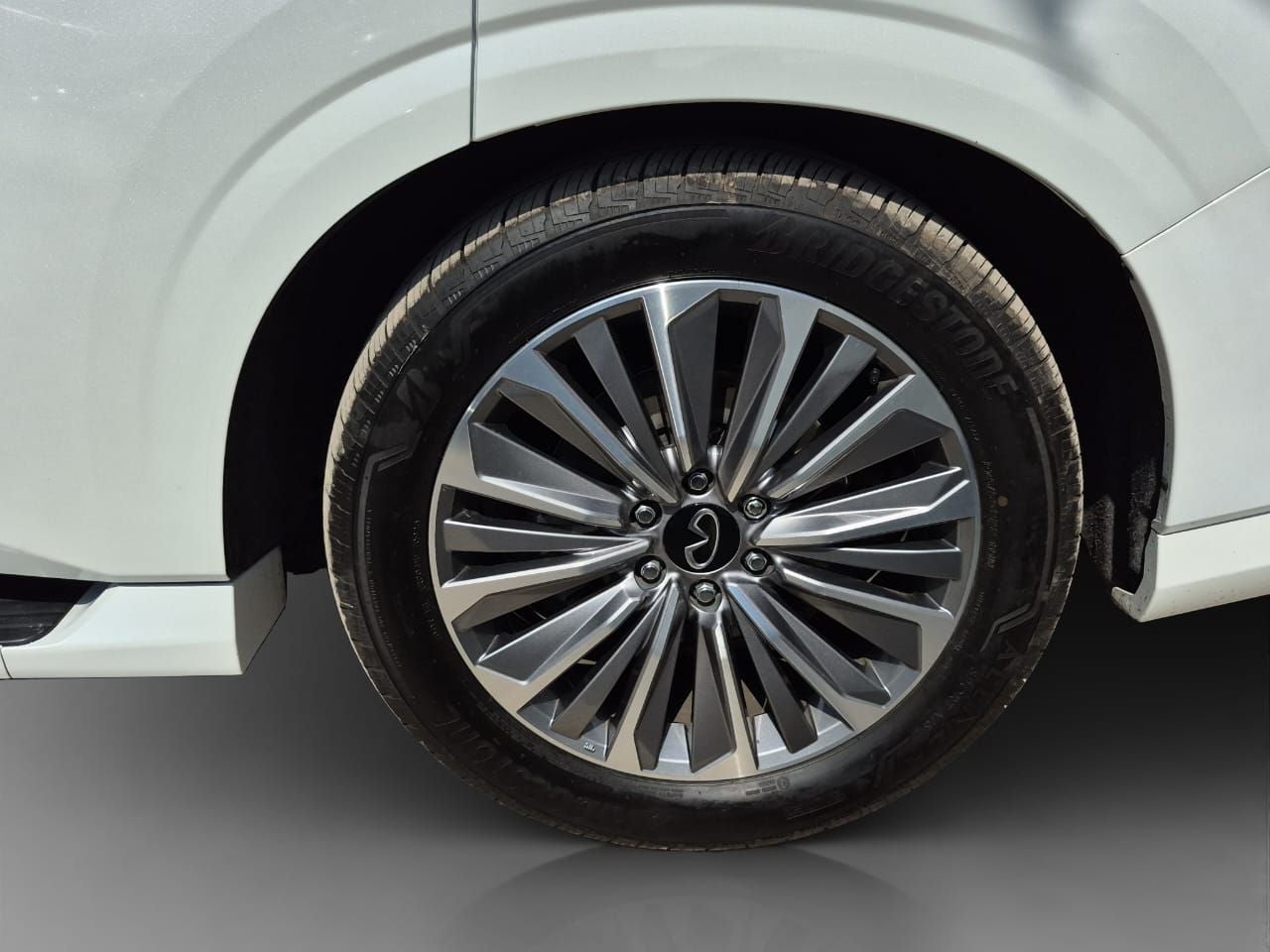 2025 INFINITI QX80 3.5 Sensory 8 pasajeros At