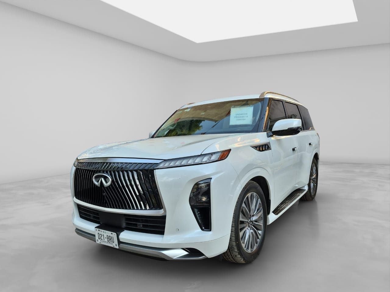 2025 INFINITI QX80 3.5 Sensory 8 pasajeros At