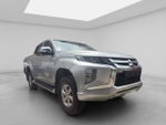 2020 Mitsubishi L200 2.4 Glx Cabina Doble 4x4 Diesel Mt